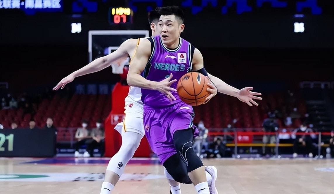 星空体育-老将伤势康复，球队声势熠熠备战